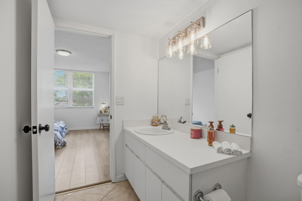 8296 Nw 24th Street - Photo 19