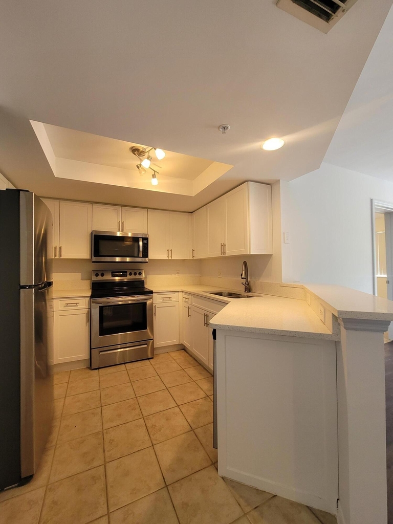 4163 N Haverhill Road - Photo 3