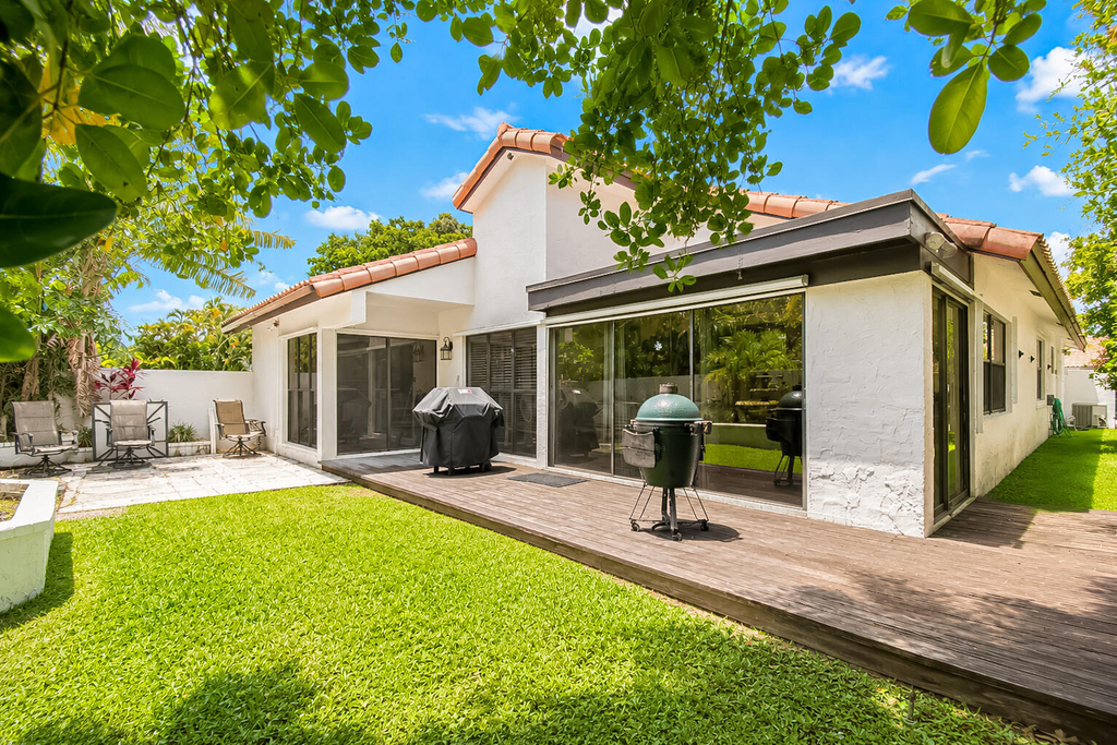 7678 Solimar Circle - Photo 31