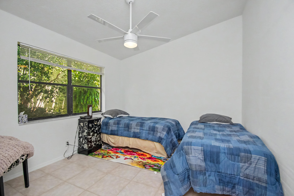 7678 Solimar Circle - Photo 26