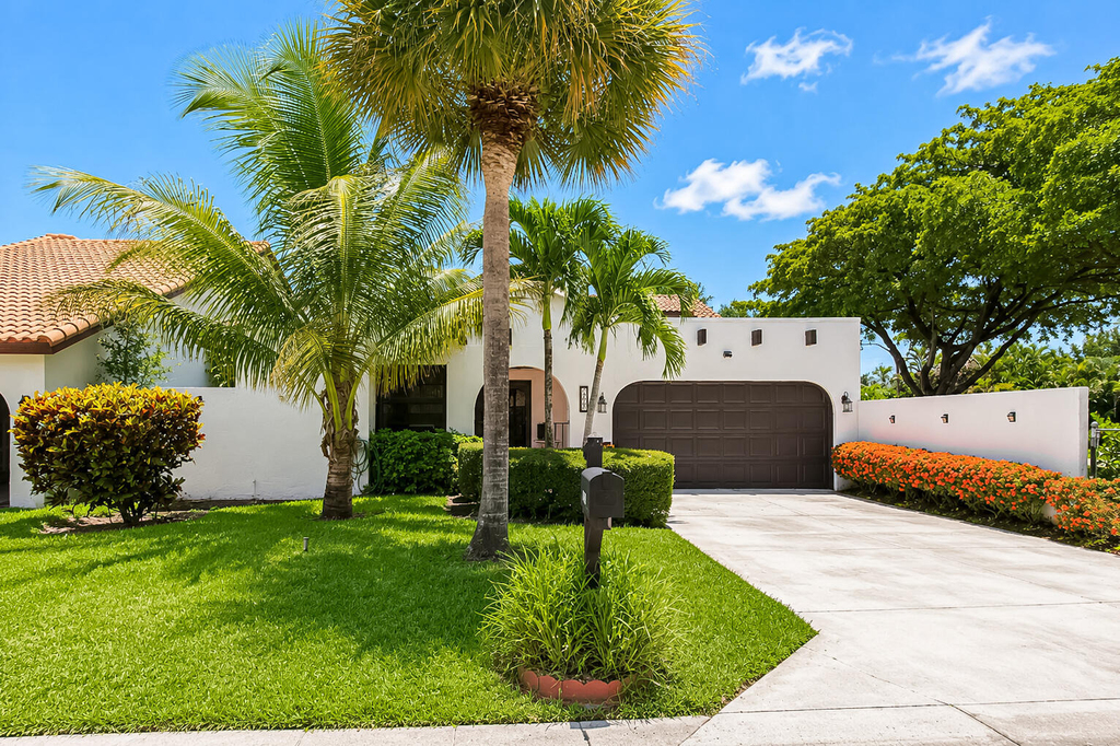 7678 Solimar Circle - Photo 2