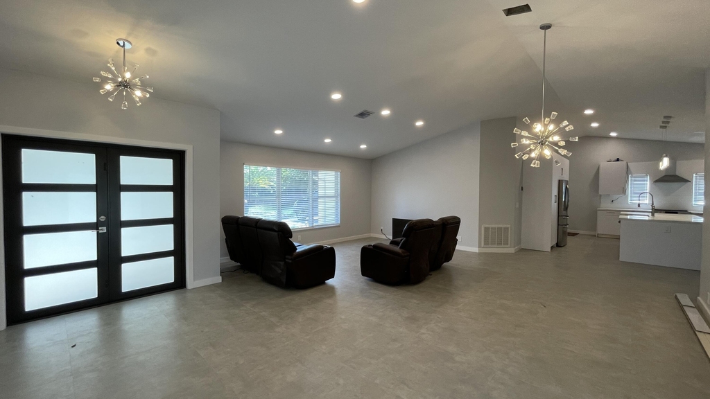 17548 32nd Lane N - Photo 5