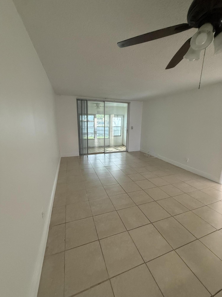 5750 Nw 64th Avenue - Photo 2