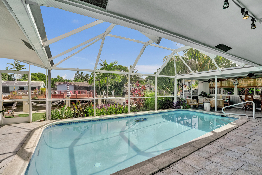 1430 Ne 57th Street - Photo 22