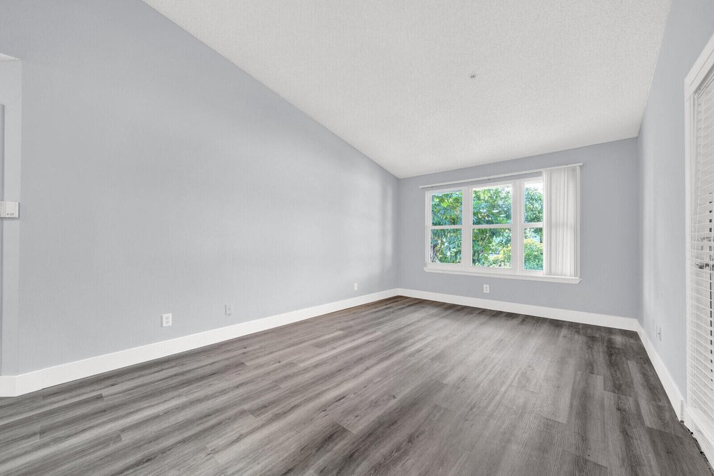 2319 N Congress Avenue - Photo 8