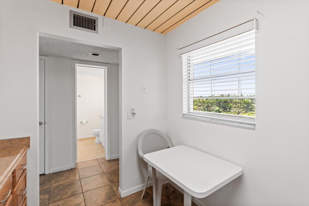 2515 Ne 2nd Court - Photo 10