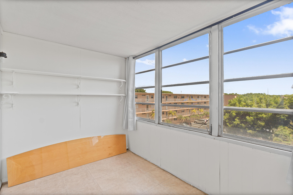 2515 Ne 2nd Court - Photo 14