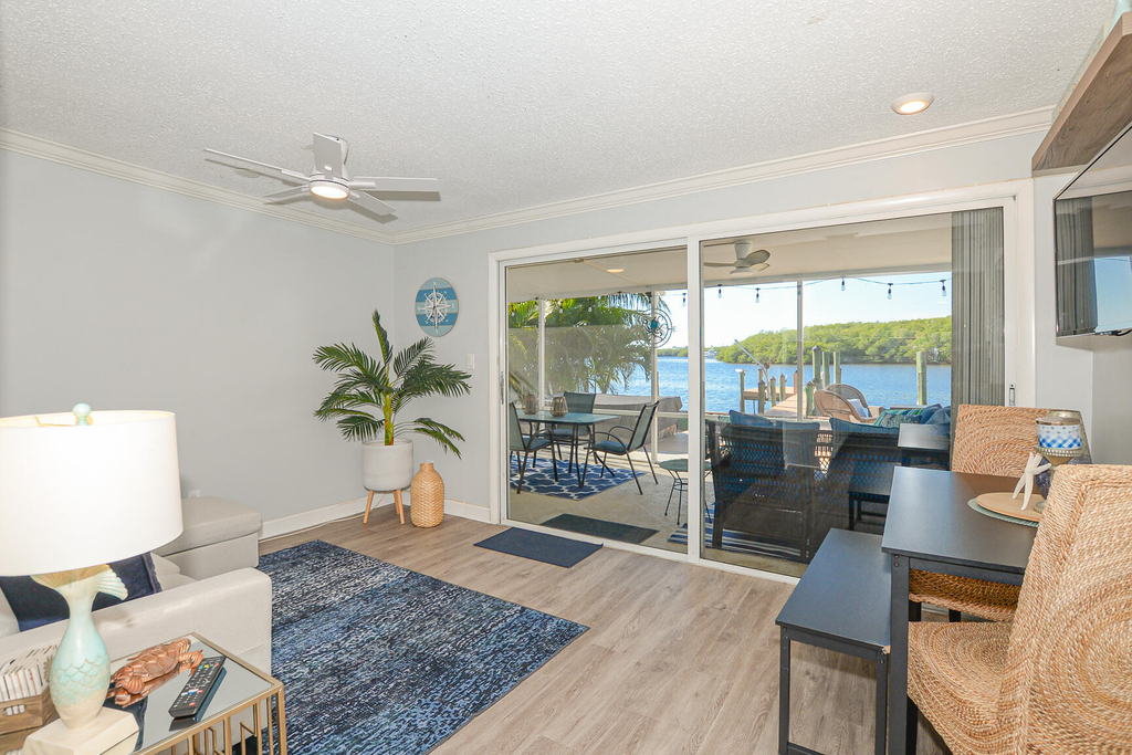 110 Sw Hideaway Place - Photo 12