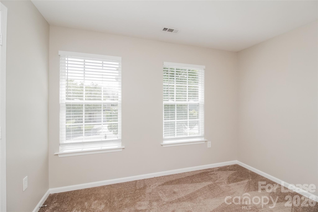 905 River Trail Road - Photo 5