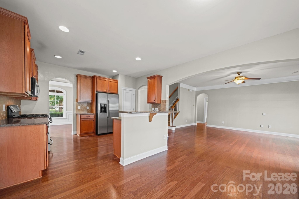 3405 Bidwell Avenue - Photo 5