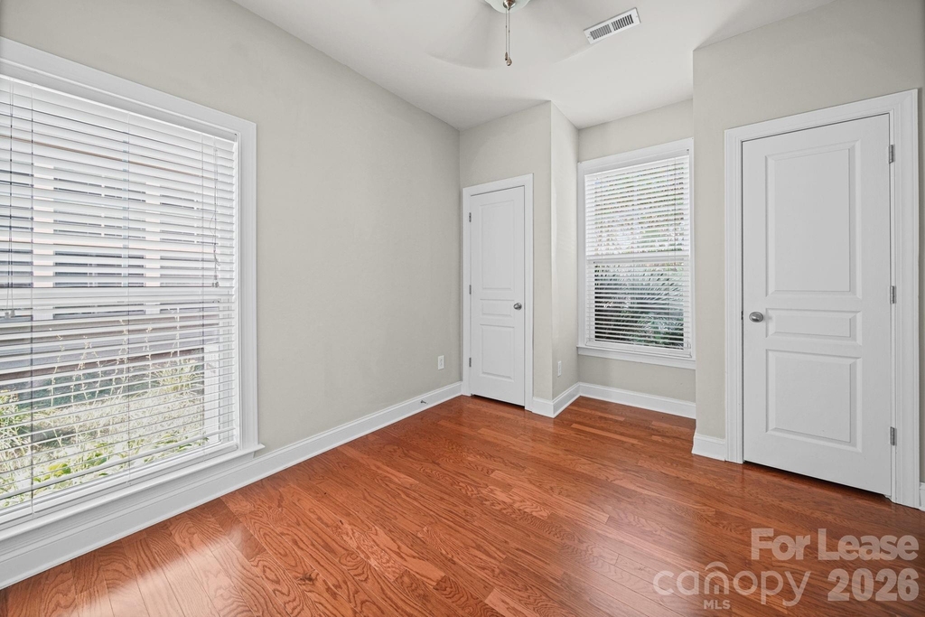 3405 Bidwell Avenue - Photo 18