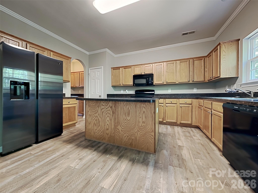 1909 Thorn Crest Drive - Photo 1