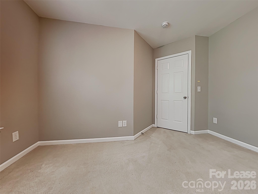 1909 Thorn Crest Drive - Photo 13