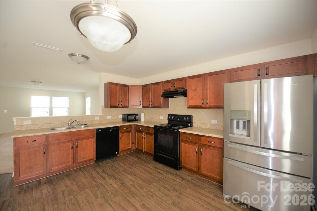 9527 Hanberry Boulevard - Photo 5