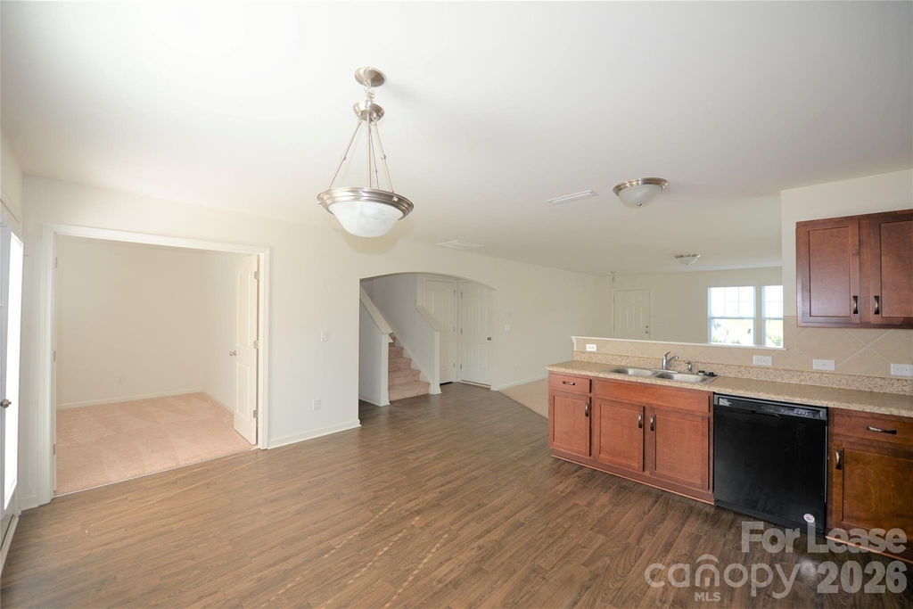 9527 Hanberry Boulevard - Photo 6