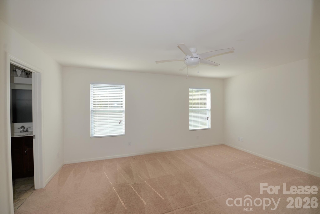 9527 Hanberry Boulevard - Photo 10