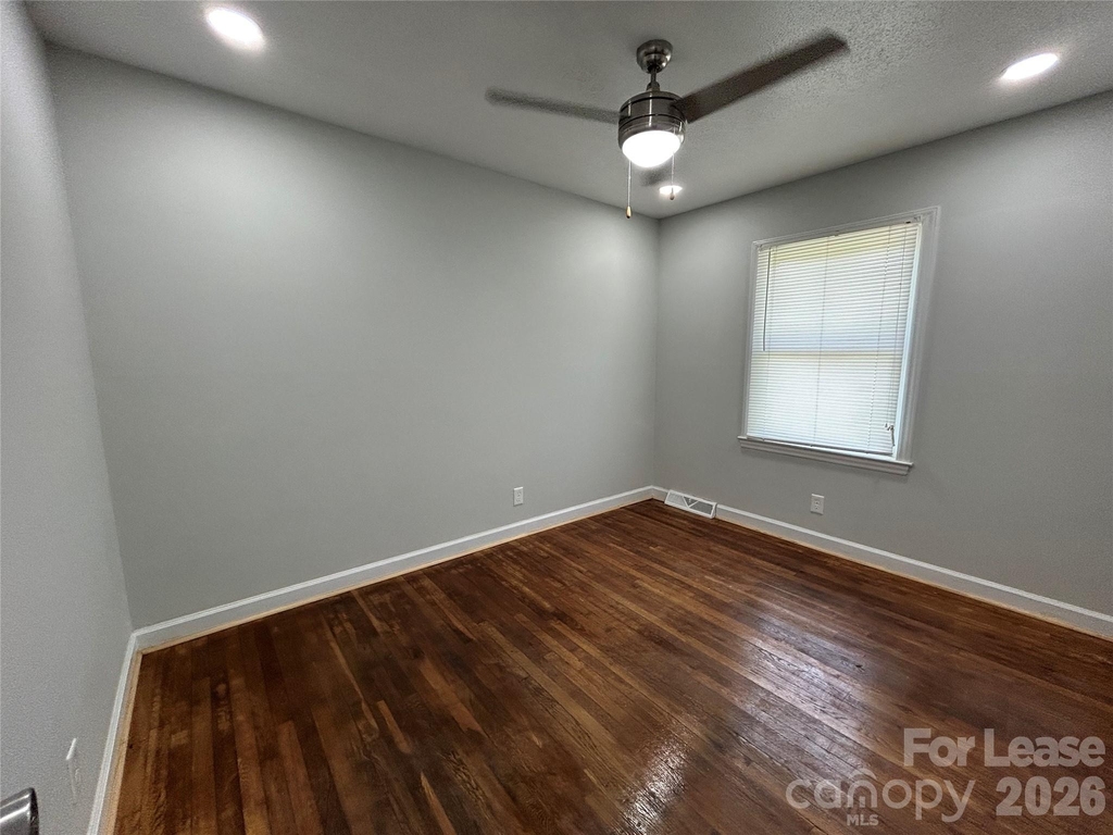 5006 Myers Road - Photo 11