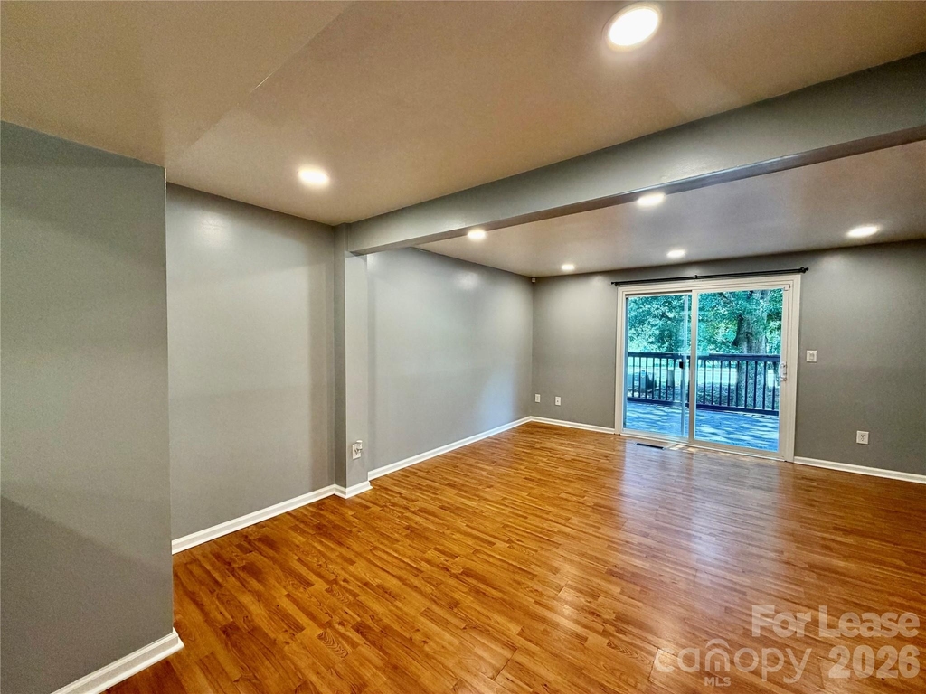 9604 Vinca Circle - Photo 5