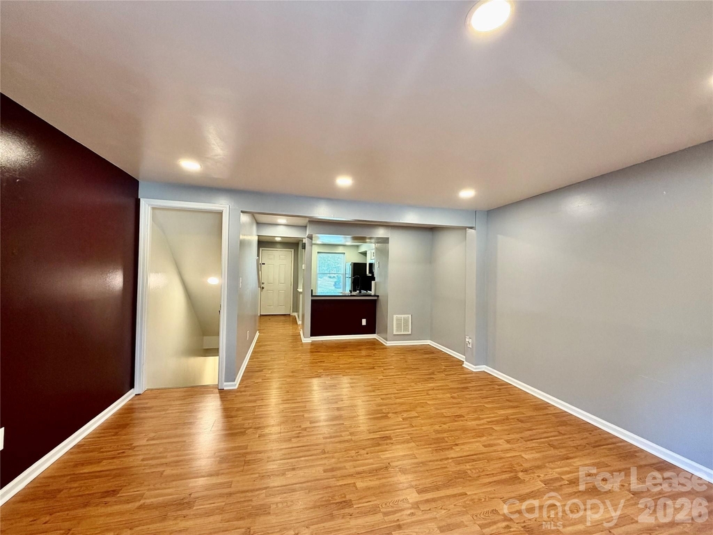 9604 Vinca Circle - Photo 7
