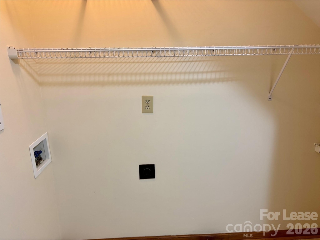 153 Hillcrest Drive - Photo 8