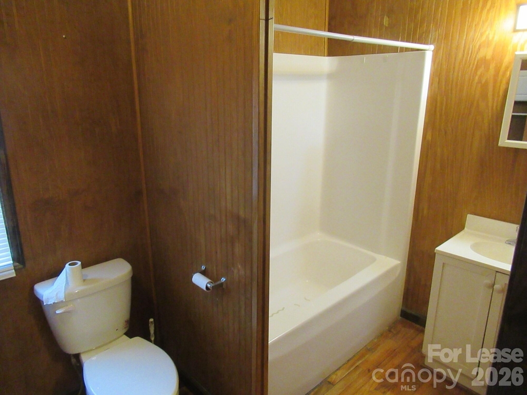 306 W 2nd Street - Photo 17