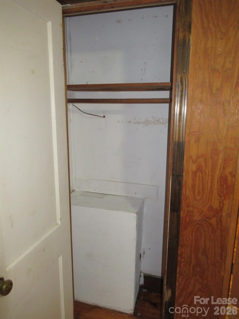 306 W 2nd Street - Photo 13