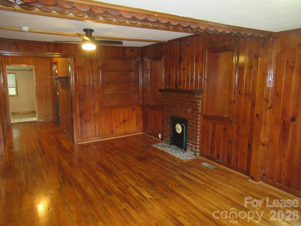 306 W 2nd Street - Photo 3