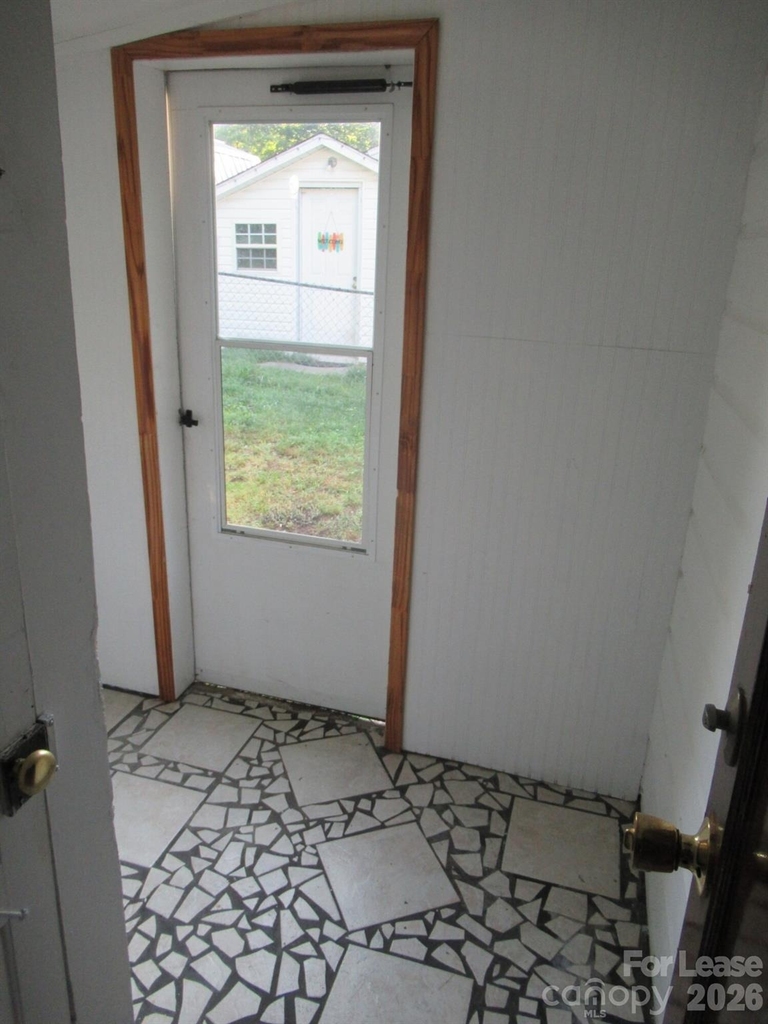 306 W 2nd Street - Photo 19