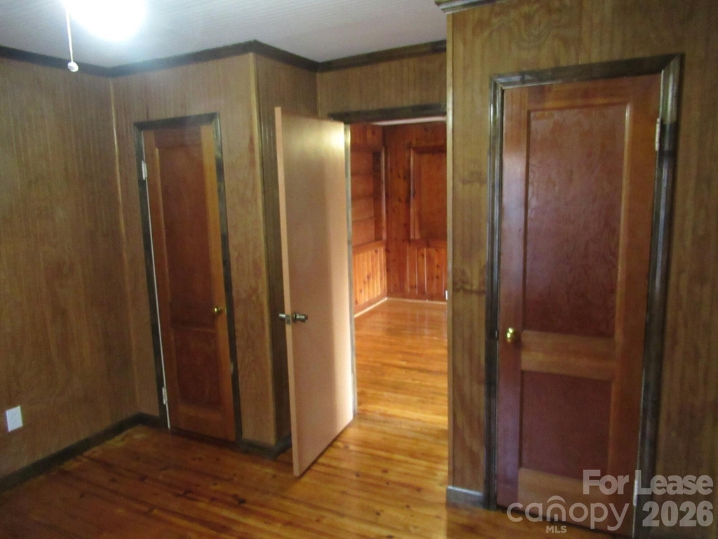 306 W 2nd Street - Photo 11
