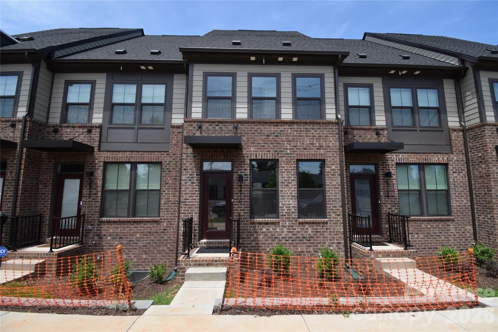 4810 Chastain Avenue - Photo 1