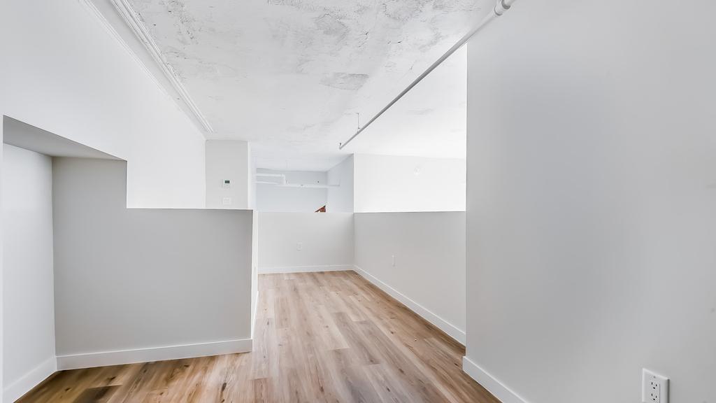 619 Throop Ave 11216 - Photo 4