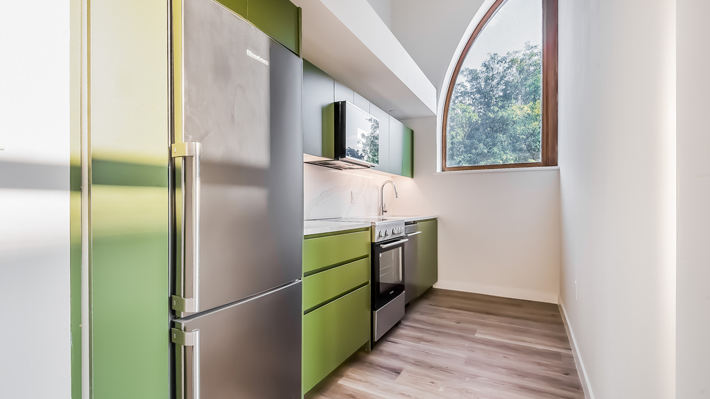 619 Throop Ave 11216 - Photo 10