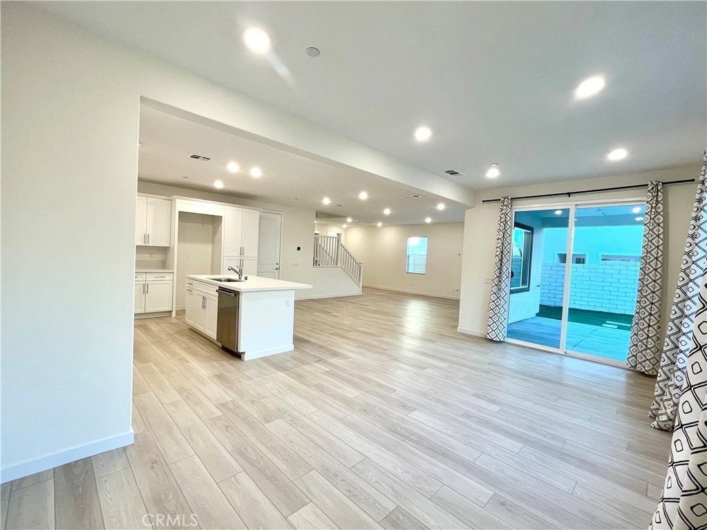 27260 Debut Place - Photo 4