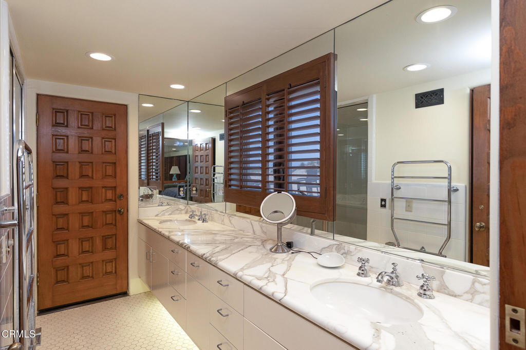 3265 Ocean Drive - Photo 39