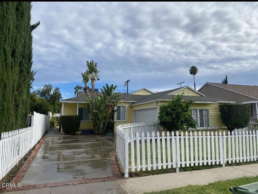 17616 Calvert Street - Photo 1