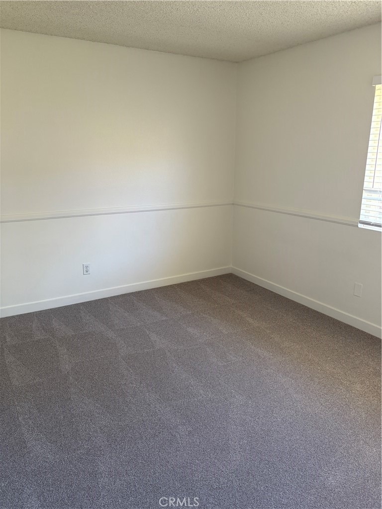 620 Sky Court - Photo 16