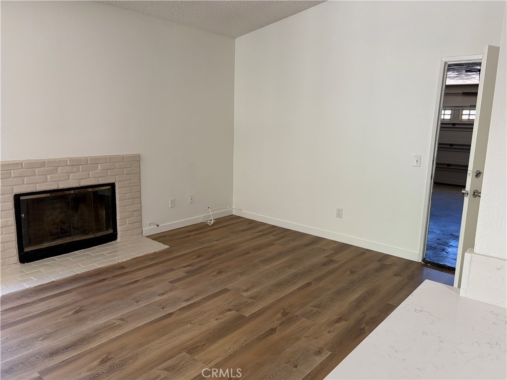 620 Sky Court - Photo 3
