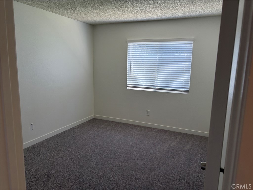 620 Sky Court - Photo 17