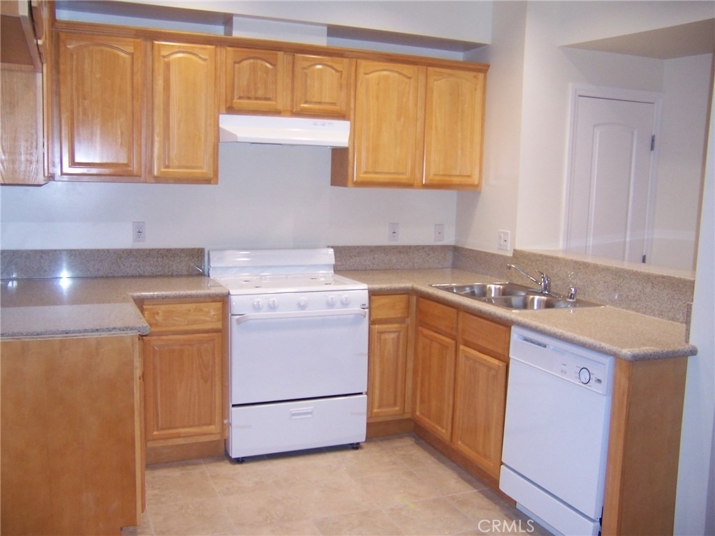 4438 Vista Del Monte Avenue - Photo 8