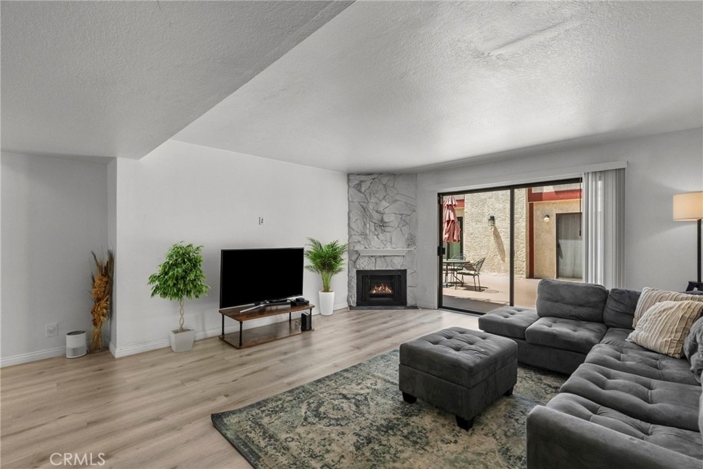 11274 Morrison Street - Photo 0
