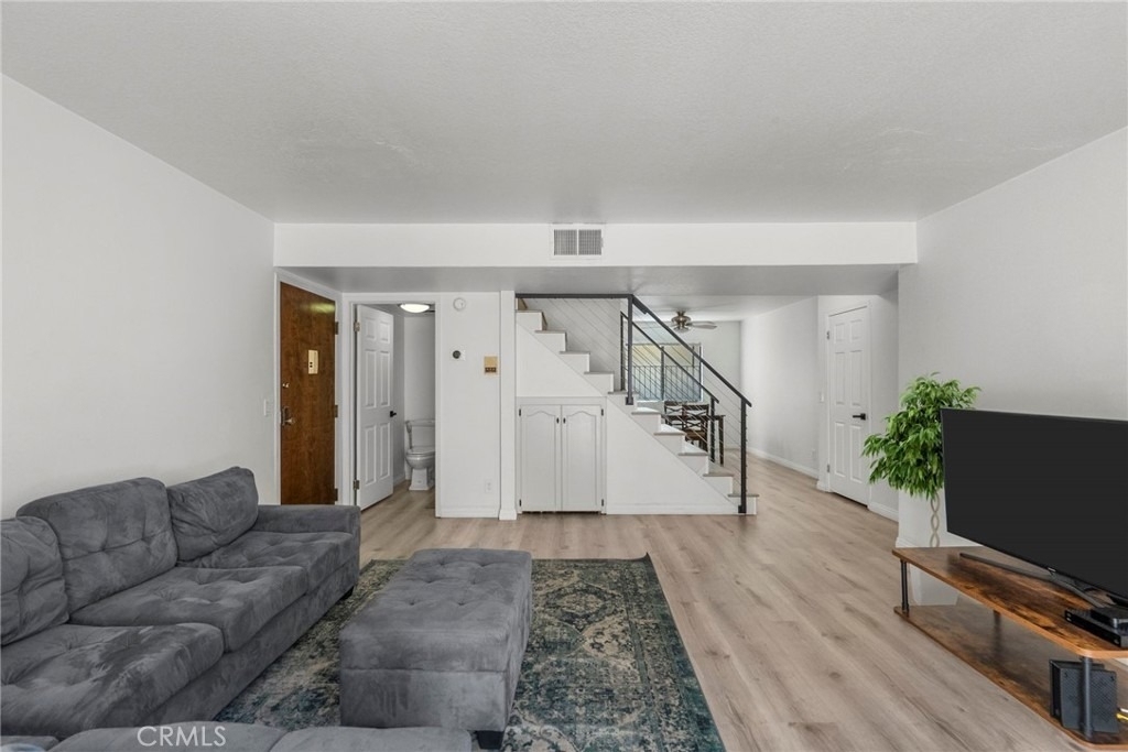11274 Morrison Street - Photo 4