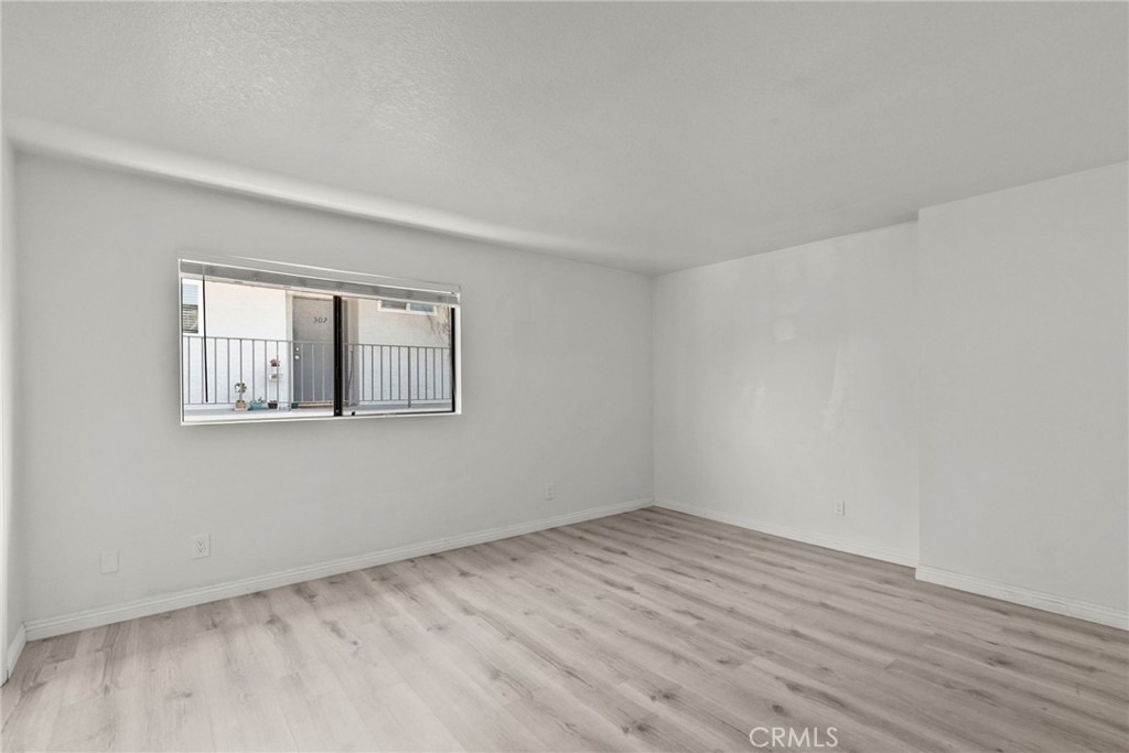 11274 Morrison Street - Photo 20