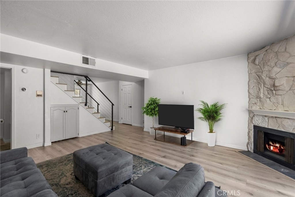 11274 Morrison Street - Photo 5