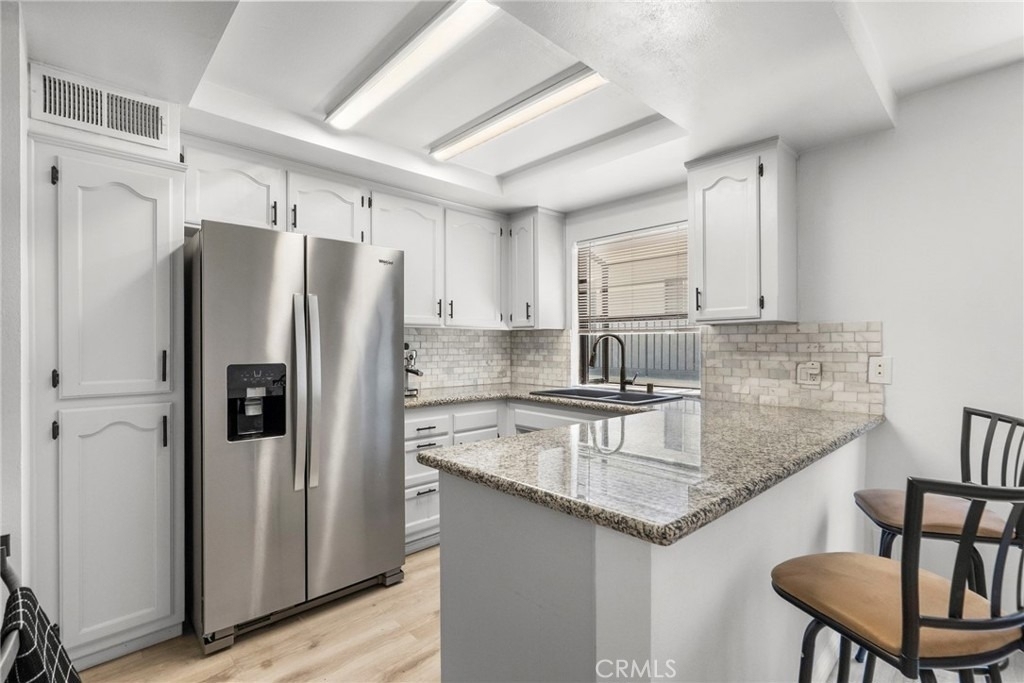 11274 Morrison Street - Photo 9
