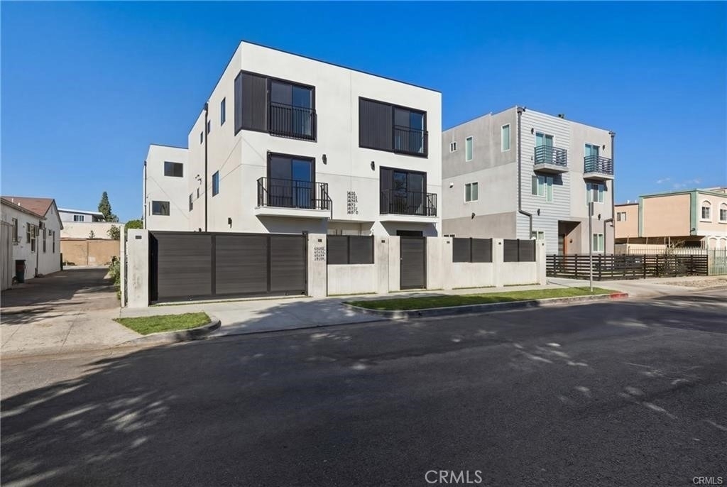 14165 Erwin Street - Photo 21