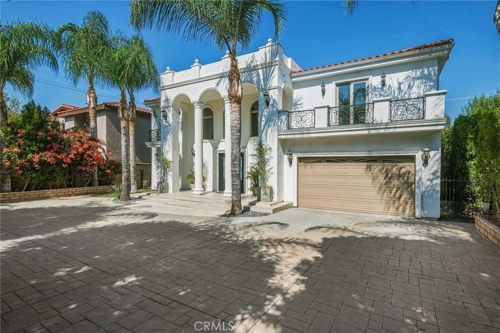 16459 Otsego Street - Photo 2