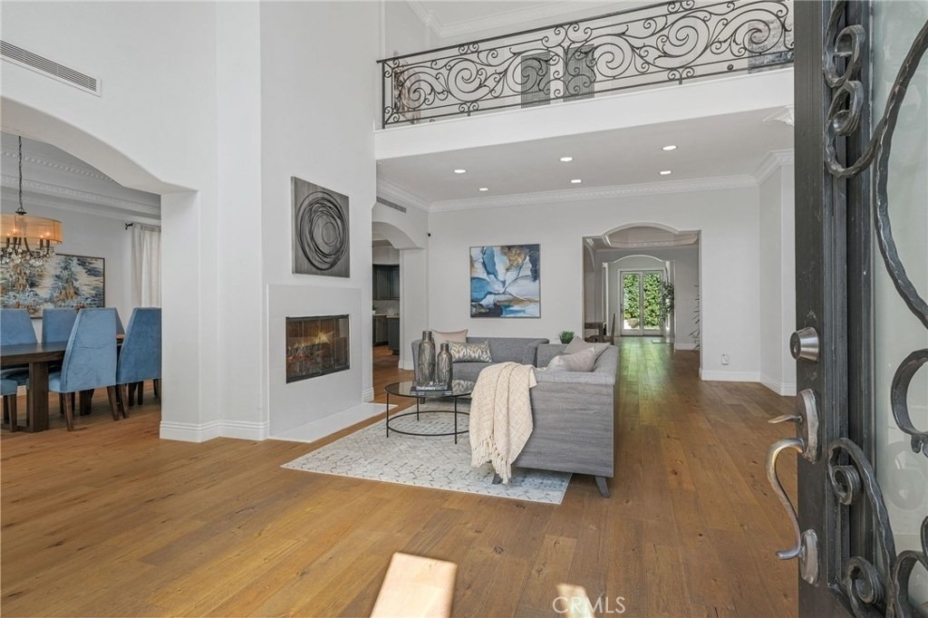 16459 Otsego Street - Photo 3