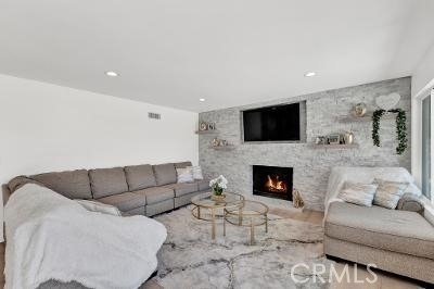 18340 Sandringham Court - Photo 5