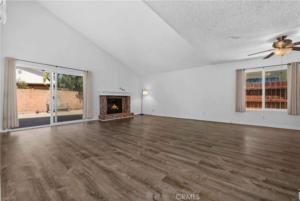 8349 Lurline - Photo 37