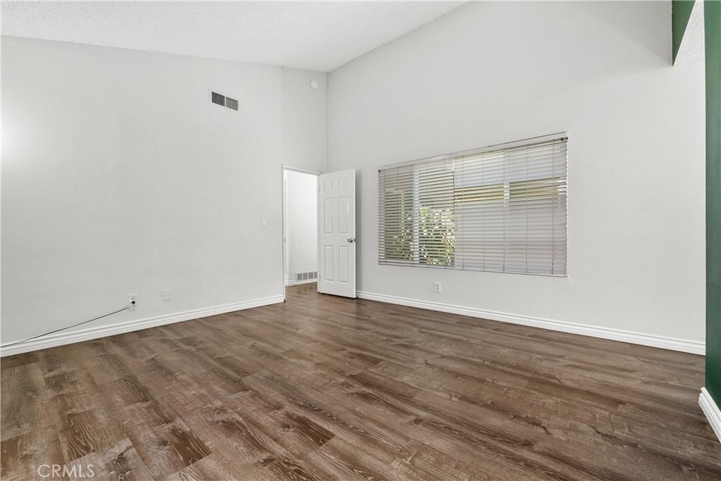 8349 Lurline - Photo 22